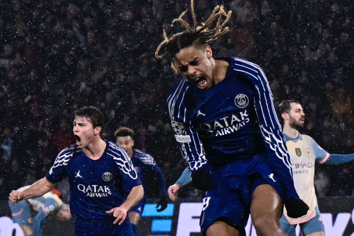 X@PSG_inside. Barcola PSG Man City.jpg
