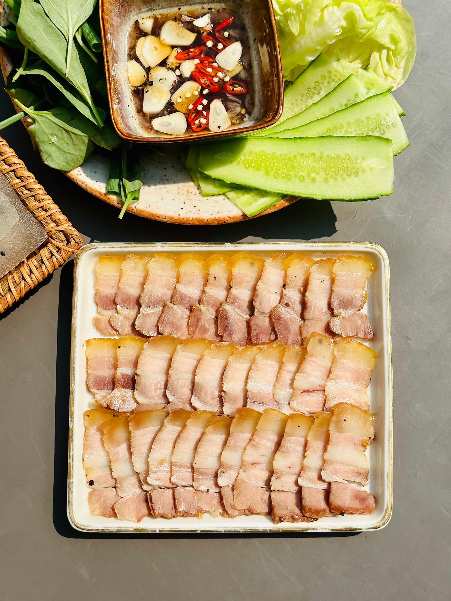 ảnh 1 mâm cỗ ngày Tết miền Trung.jpg