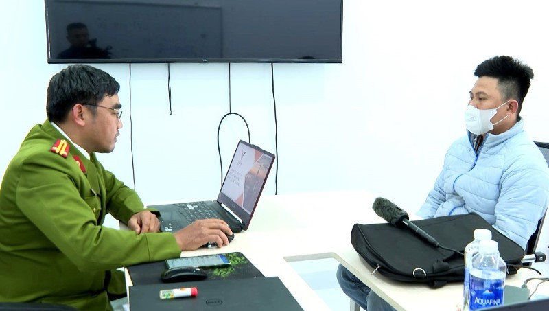 Cưỡng đoạt 2.jpg