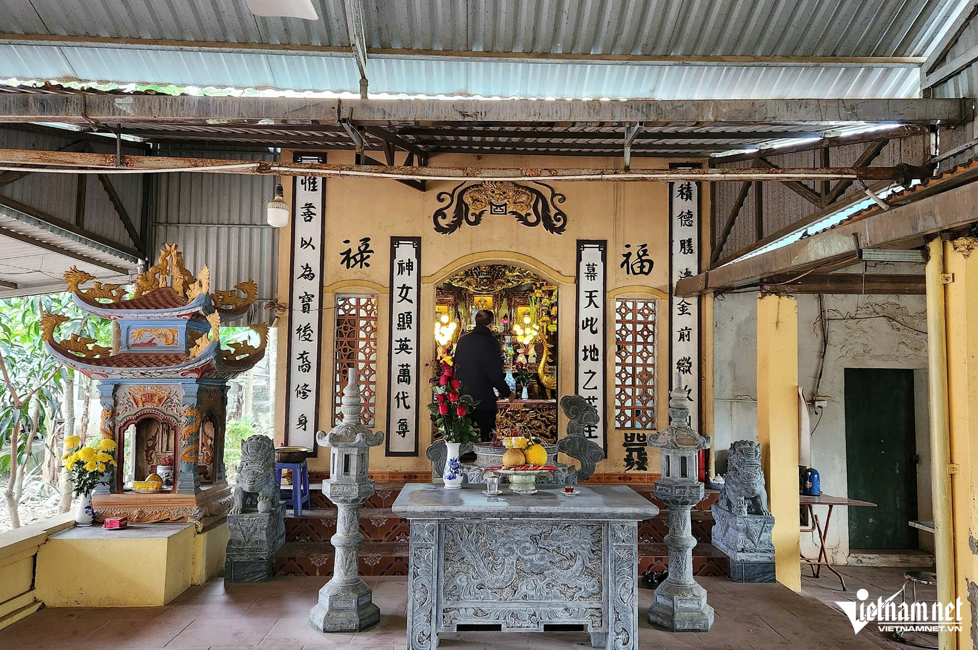 W-Den thieng phu tho 4.jpg