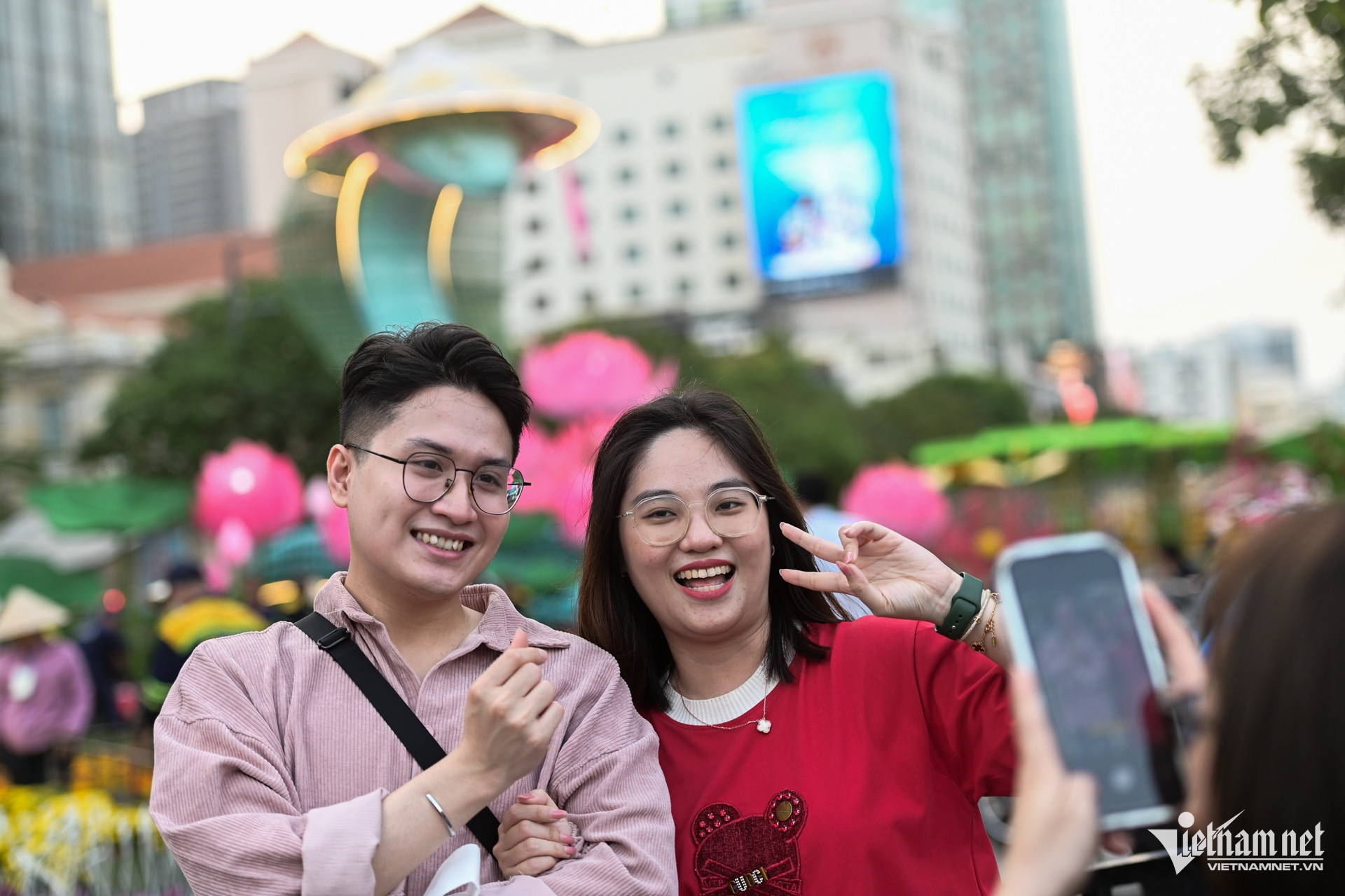 W-đường hoa Nguyễn Huệ   nguyễn huế.jpg