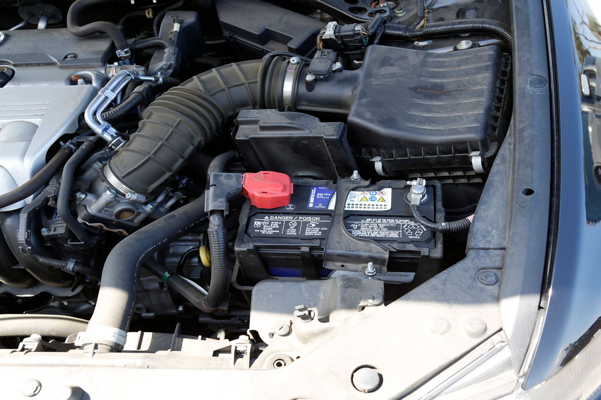 hệ thống khởi động Acura Zine.jpg