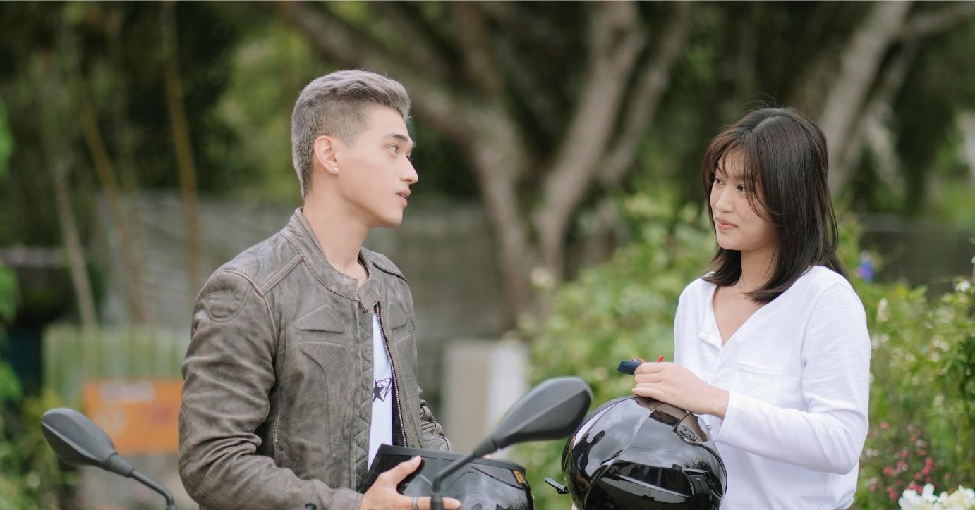 Nam chính 'Nụ hôn bạc tỷ' Ma Ran Đô từng sợ đám đông, tự ti vì chiều ...