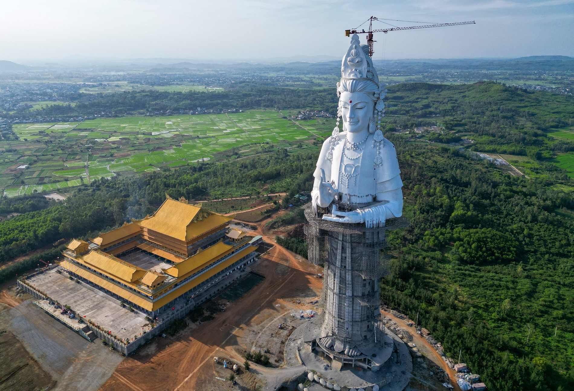 Khám phá ngôi chùa có tượng Quan Âm cao nhất Đông Nam Á