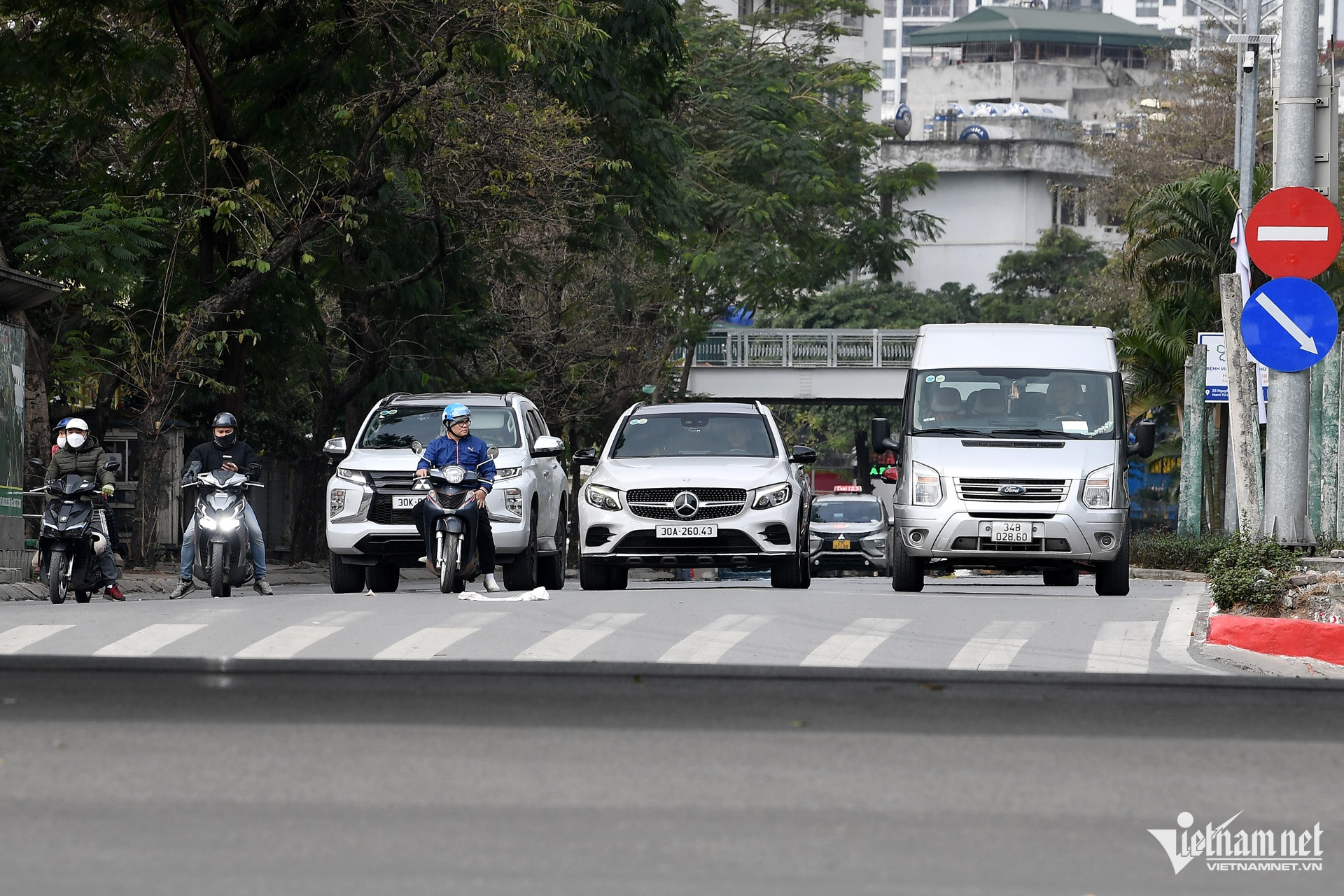 W-Nguyễn Hoàng.jpg