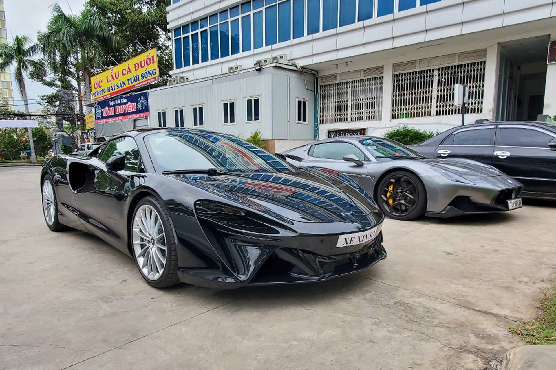 mclaren artura 7.jpg