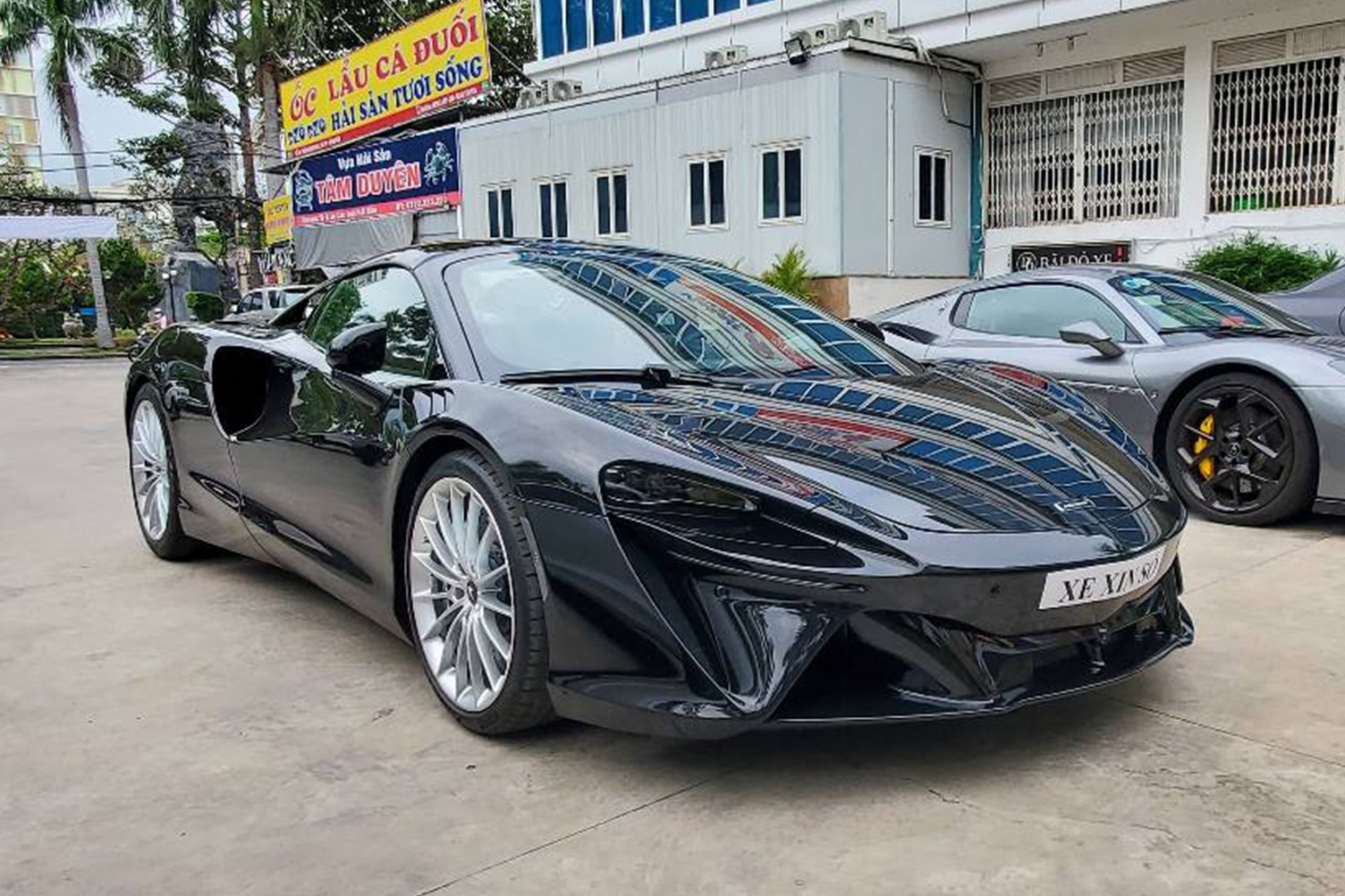 Mới ra mắt, siêu xe McLaren Artura giá 17 tỷ đã về tay đại gia Vũng Tàu