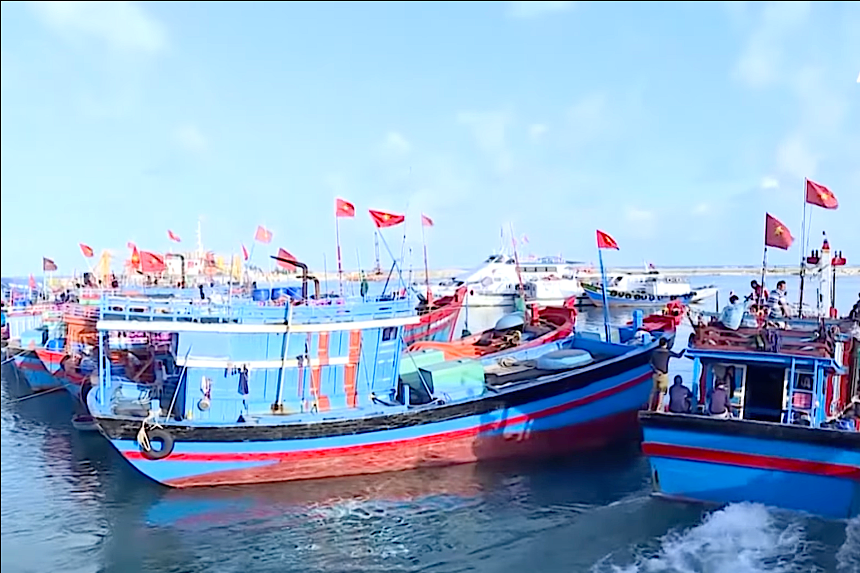 Quản lý tàu cá, hỗ trợ ngư dân trong quá trình khai thác trên biển bằng phần mềm Vnfishbase