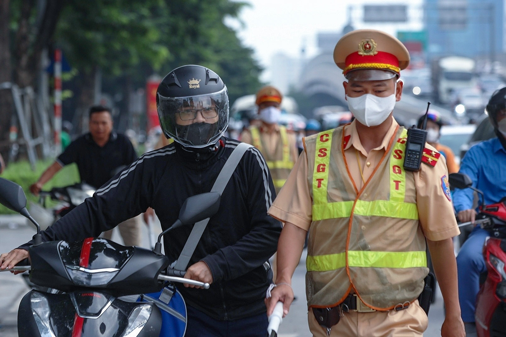 'Tăng mức xử phạt vi phạm hành chính đối với vi phạm giao thông là cần thiết'