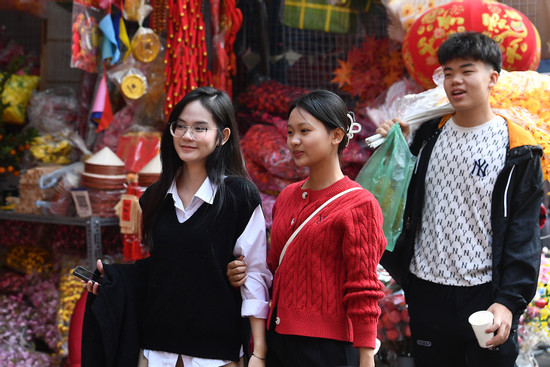 Giờ xuất hành, hướng xuất hành ngày mùng 3 tết Nguyên đán Ất Tỵ 2025