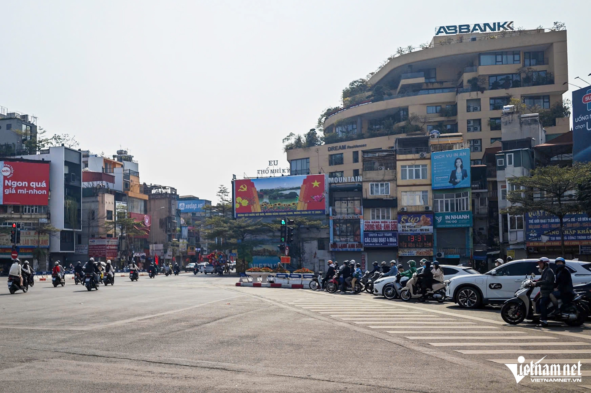 W-z6274792372025_ffa7d116a285f534332e20a990d7f9f3 copy.jpg