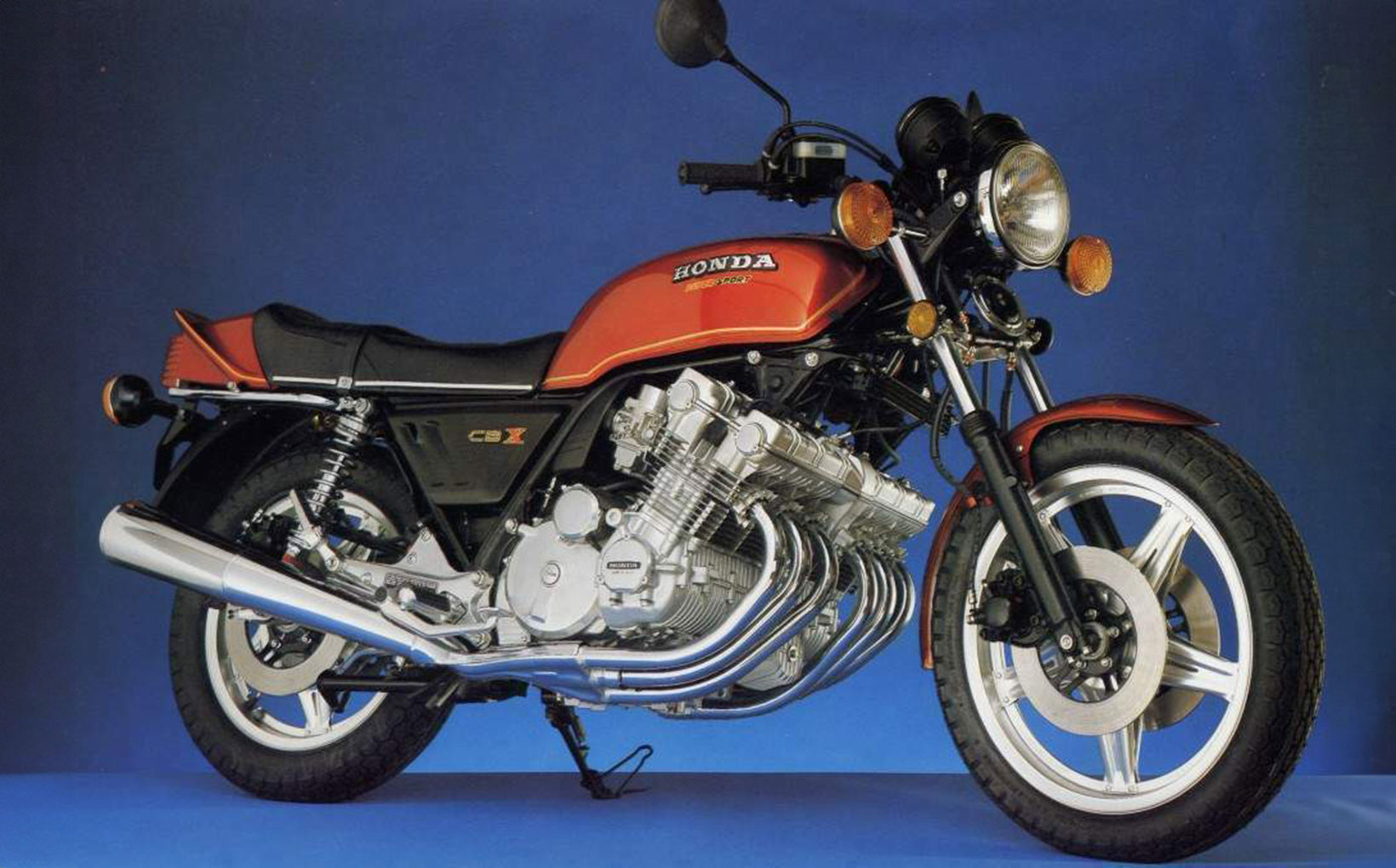 cbx 1000 hondas grand prix inspired six cylinder masterpiece.jpg