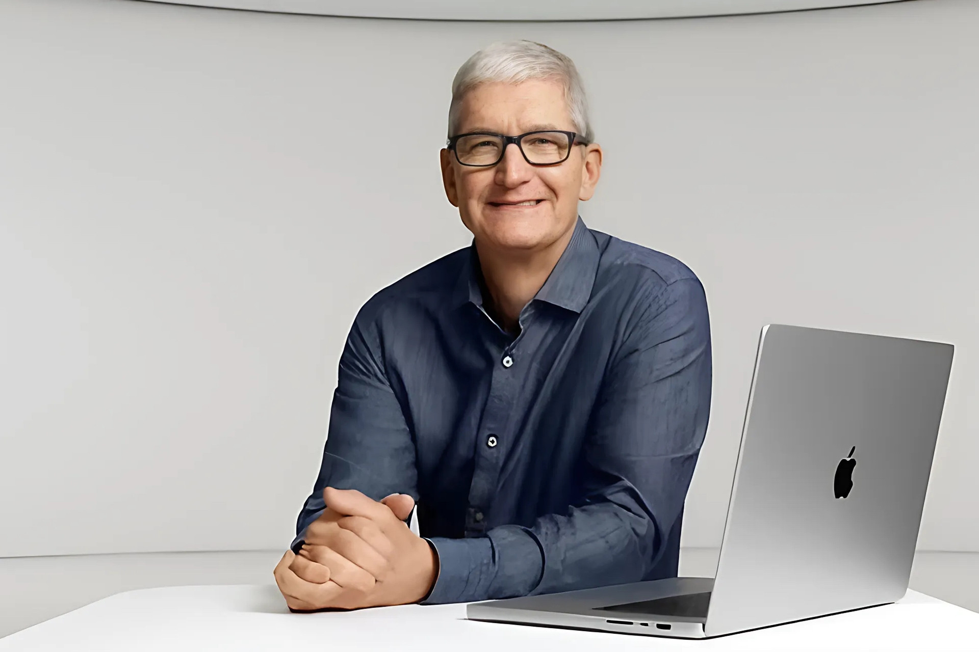 Tim Cook quyên góp 1 triệu USD cho quỹ nhậm chức Tổng thống Donald Trump