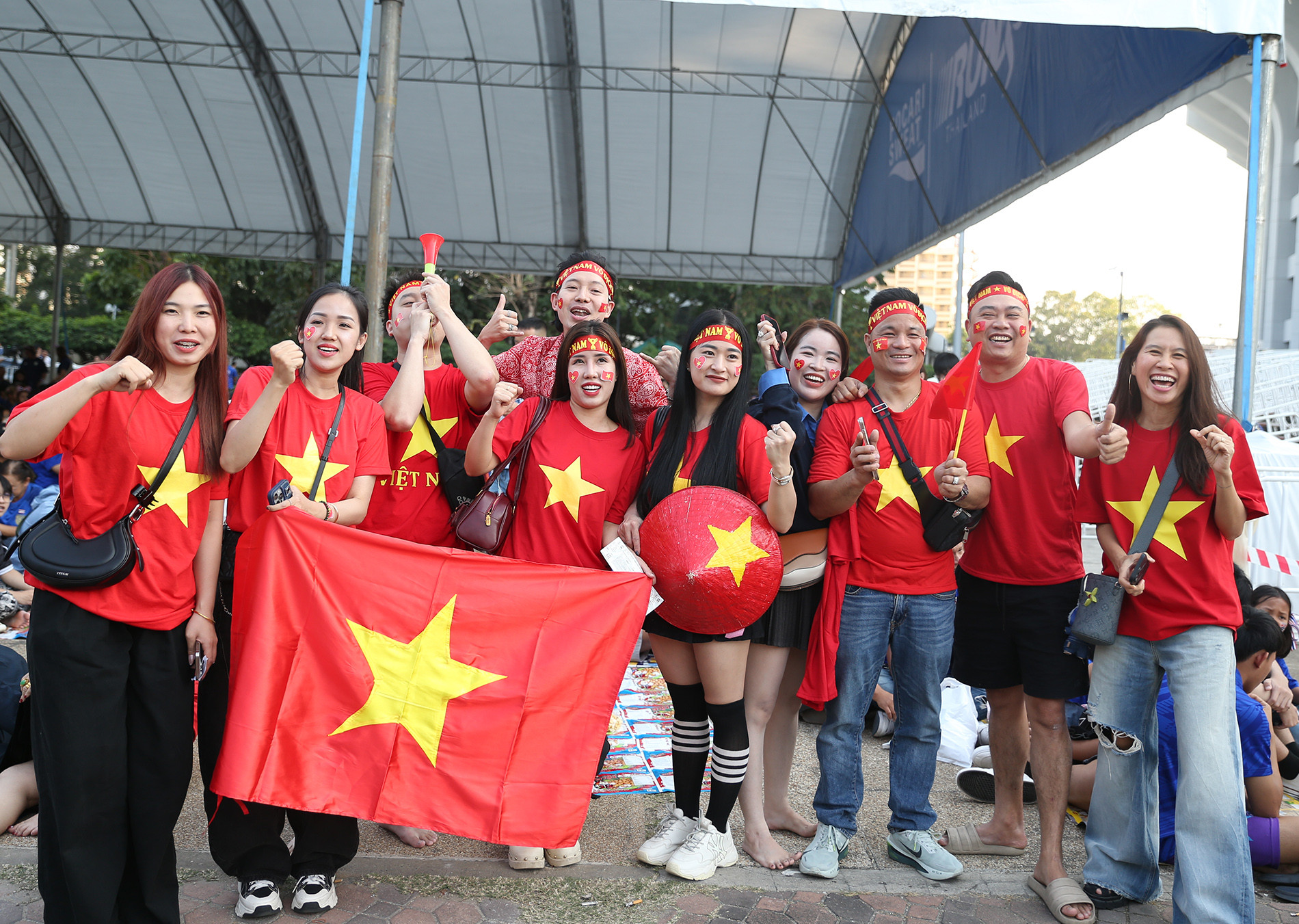 cdv chung ket 12.JPG