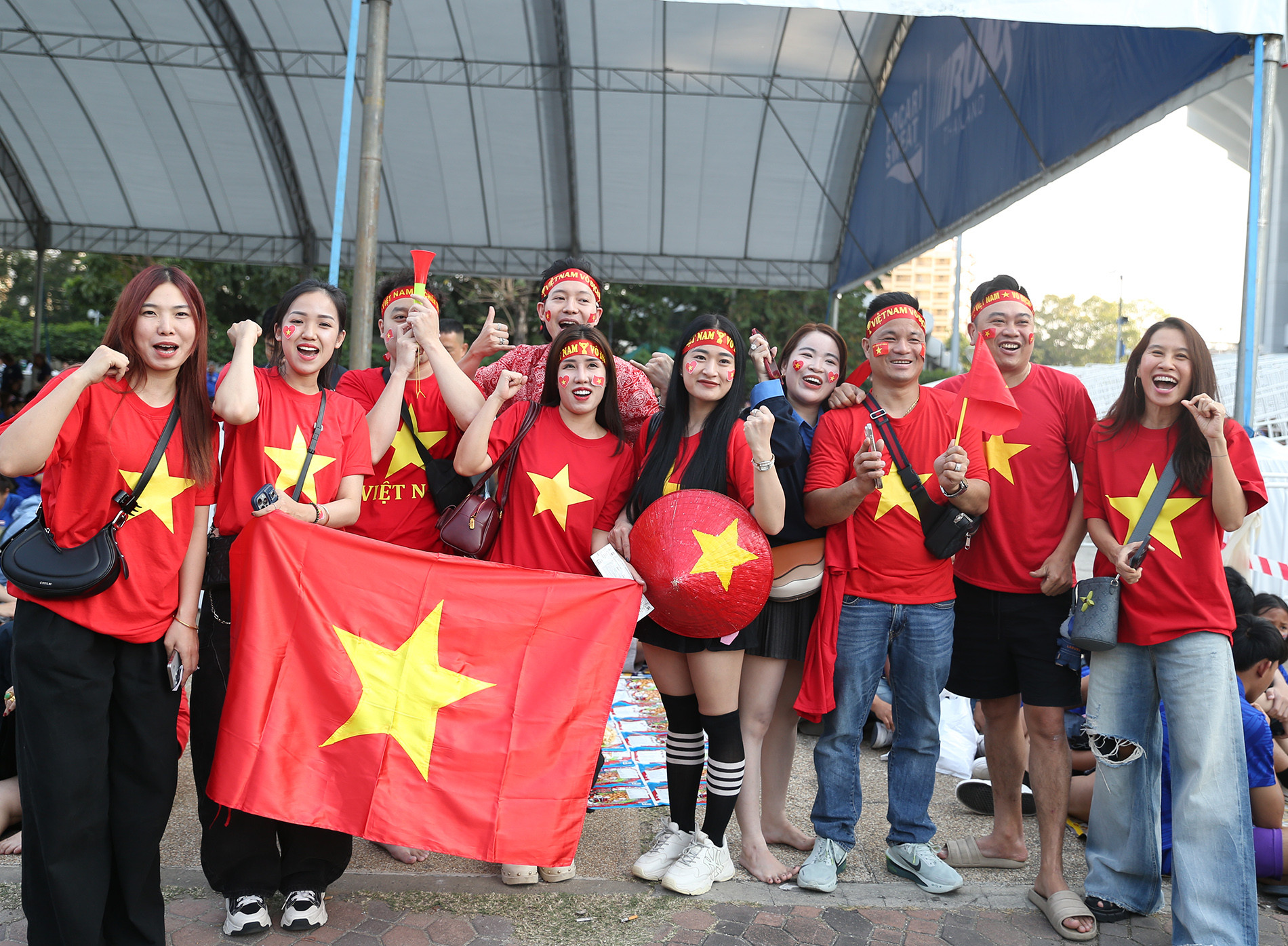 cdv chung ket 26.JPG