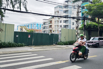 Vì sao sau 8 tháng động thổ, trung tâm hành chính TP Nha Trang vẫn là bãi đất?