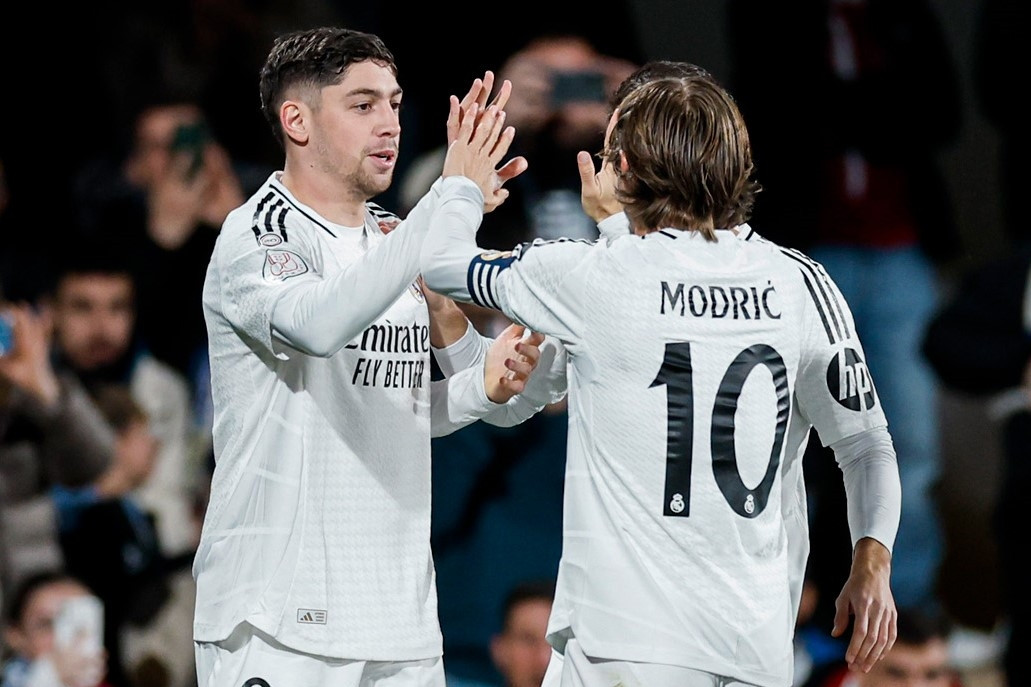 Real Madrid thắng '5 sao', vào vòng 1/8 Cúp Nhà vua