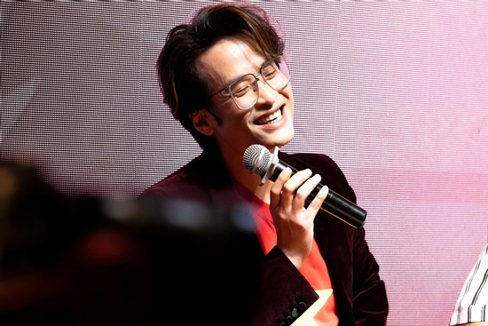 Hà Anh Tuấn: 'Nghệ sĩ muốn hát hay, phải sống hay, biết điều với cuộc đời'