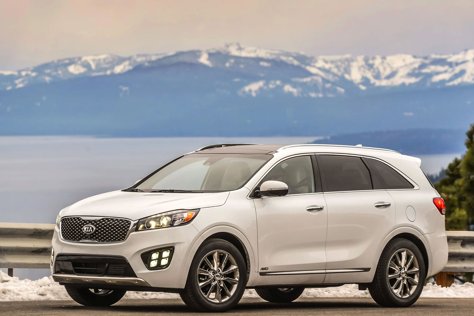 2016 KIA Sorento.jpg