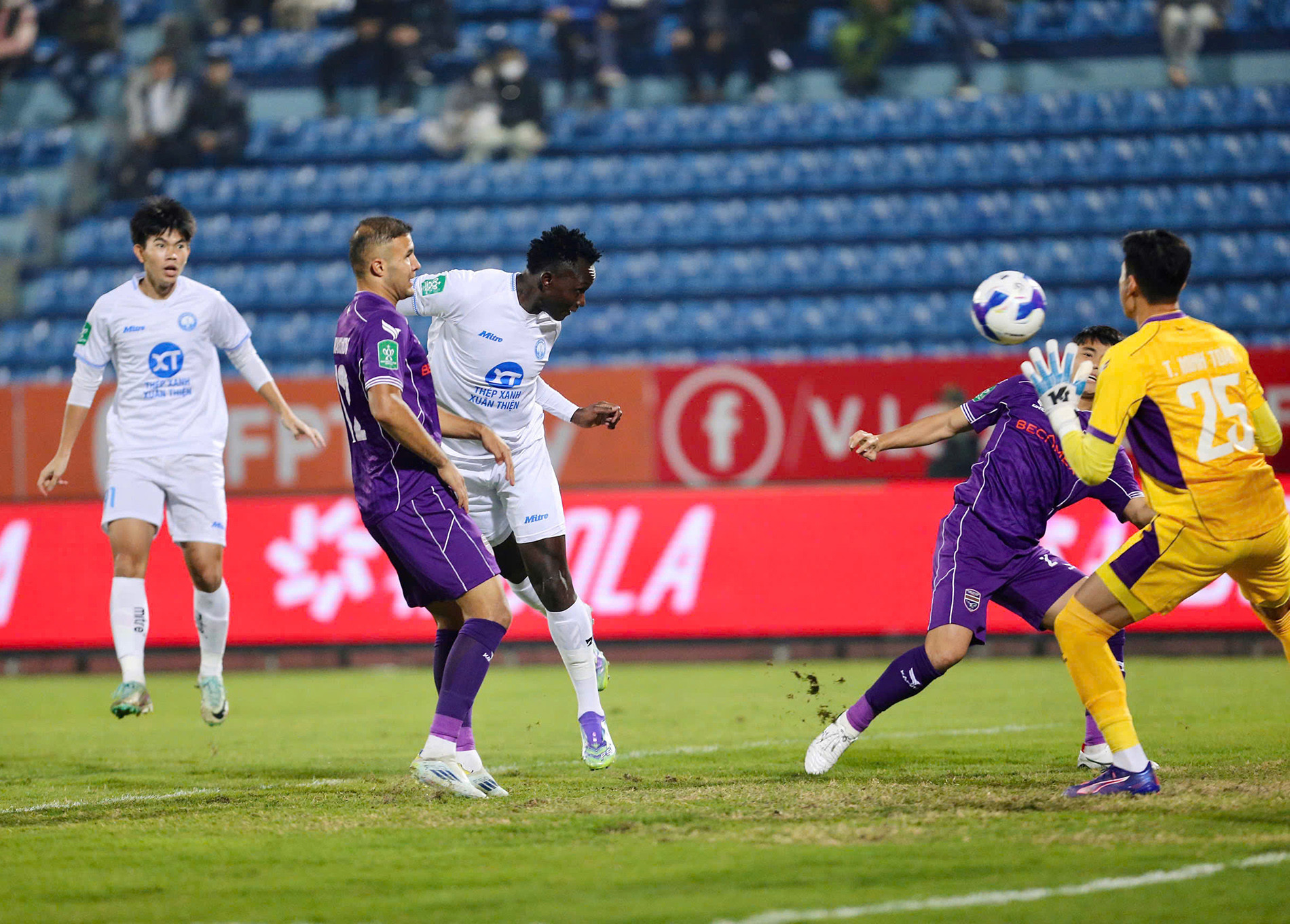 nam dinh binh duong 2.jpg