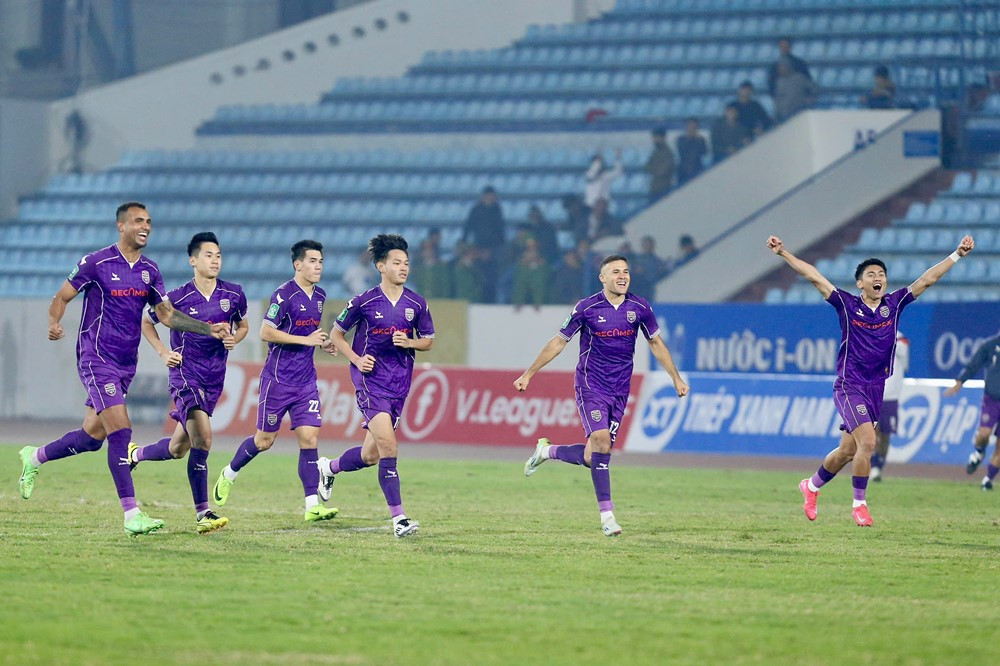 nam dinh vs binh duong 1.jpg