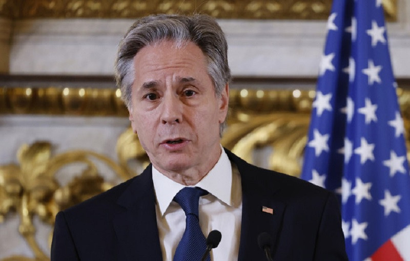 ngoai truong My Pool Photo.jpg