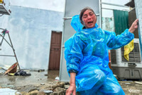 Bản tin sáng 1/10: Toàn cảnh sự tàn phá khủng khiếp của cơn bão dị thường Bualoi