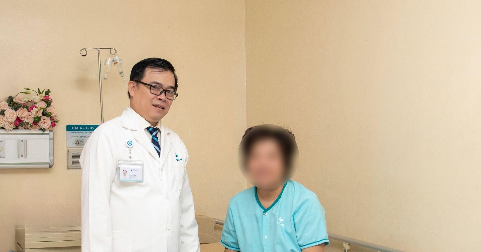 Bụng to bất thường nhưng không đau, người phụ nữ mang khối u xơ tử cung 12 cm