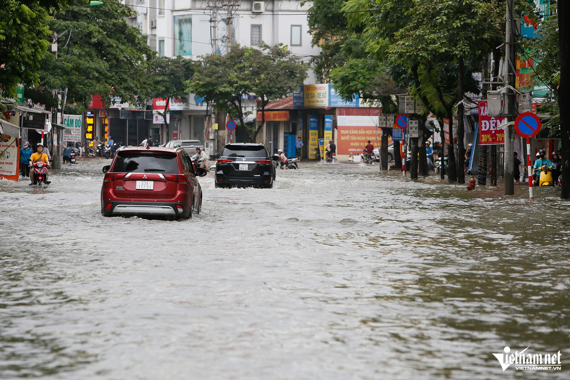 W-ngap ha noi 5.JPG.jpg