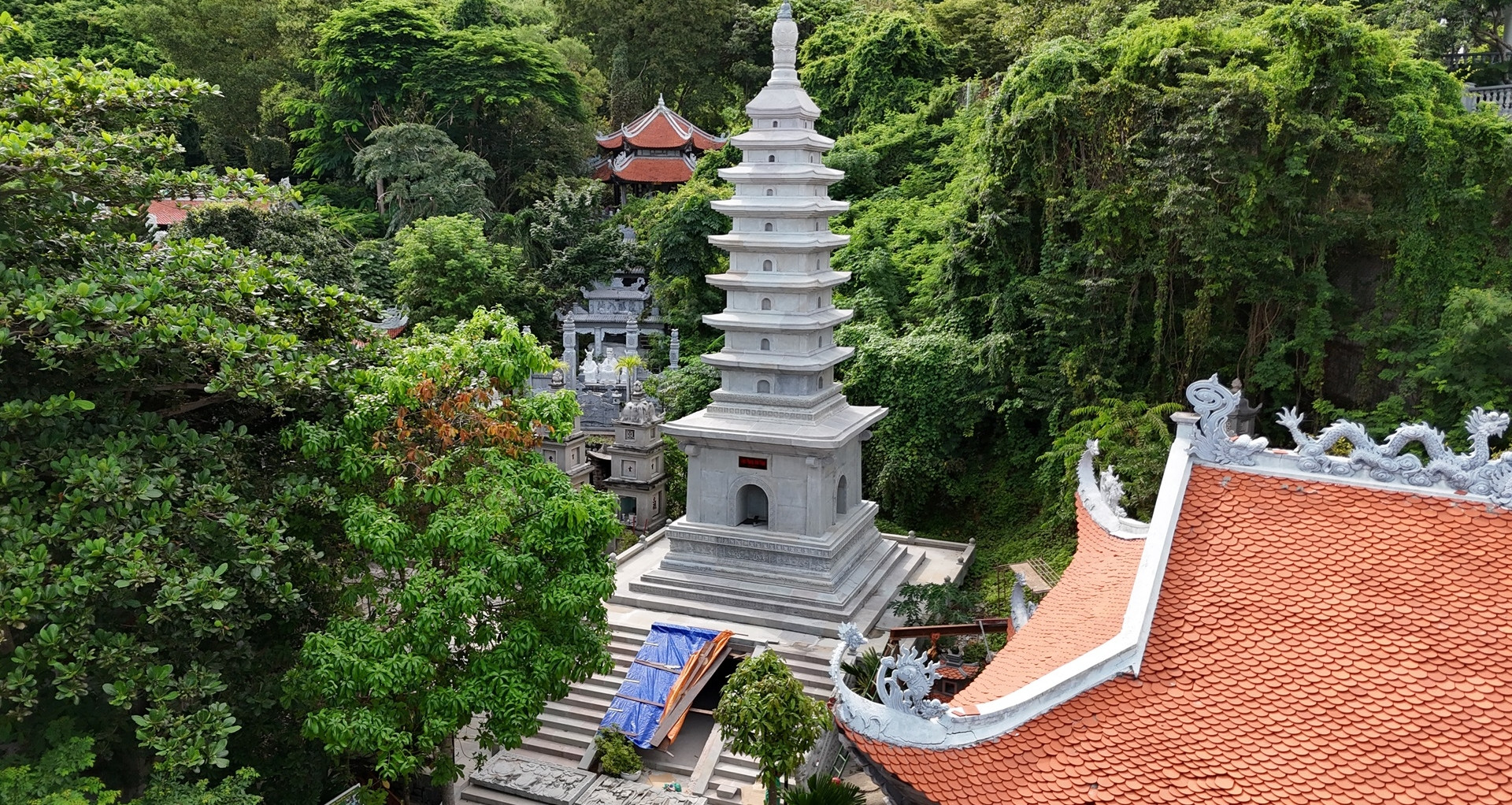 Bên trong ngôi chùa nơi kim quan Trưởng lão Hòa thượng Thích Trí Tịnh nhập tháp
