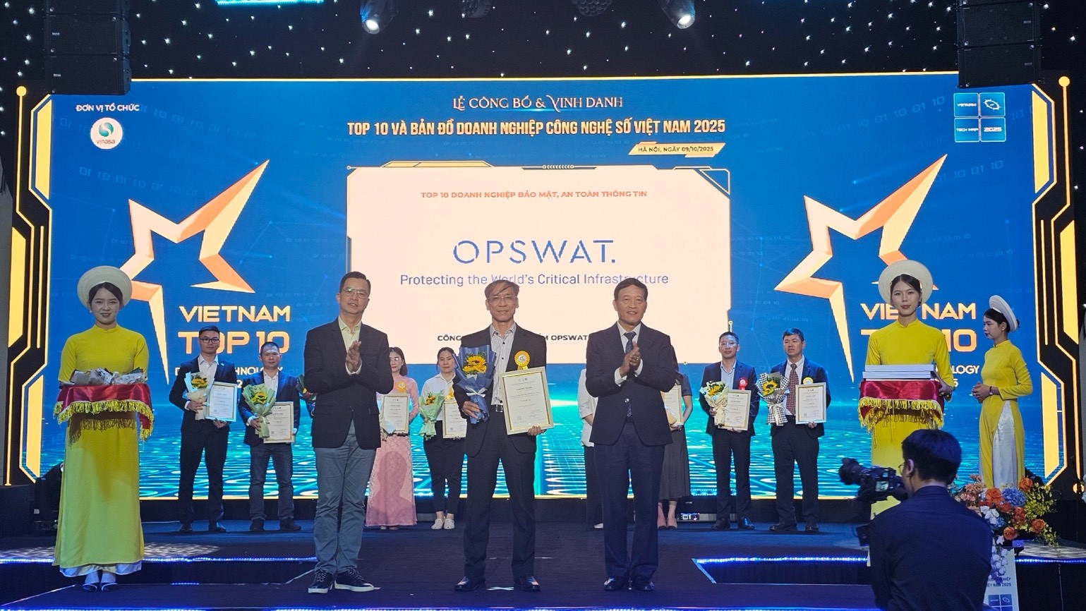 IMG_0119 OPSWAT
.jpeg