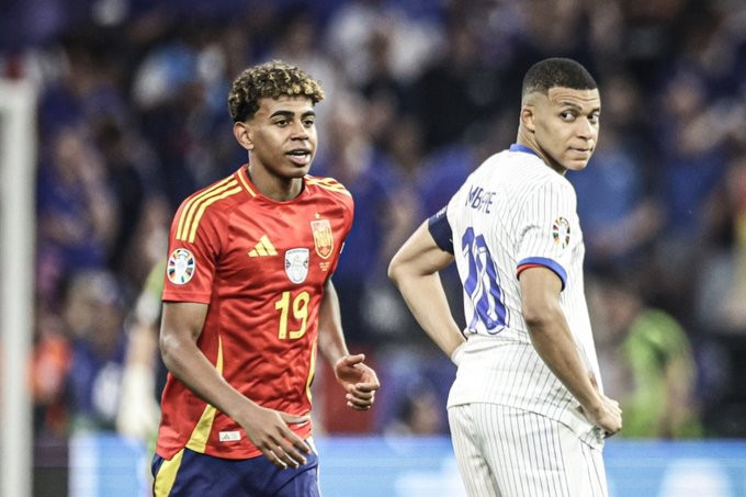 Mbappe bất ngờ lên tiếng bảo vệ Lamine Yamal giữa ồn ào đời tư