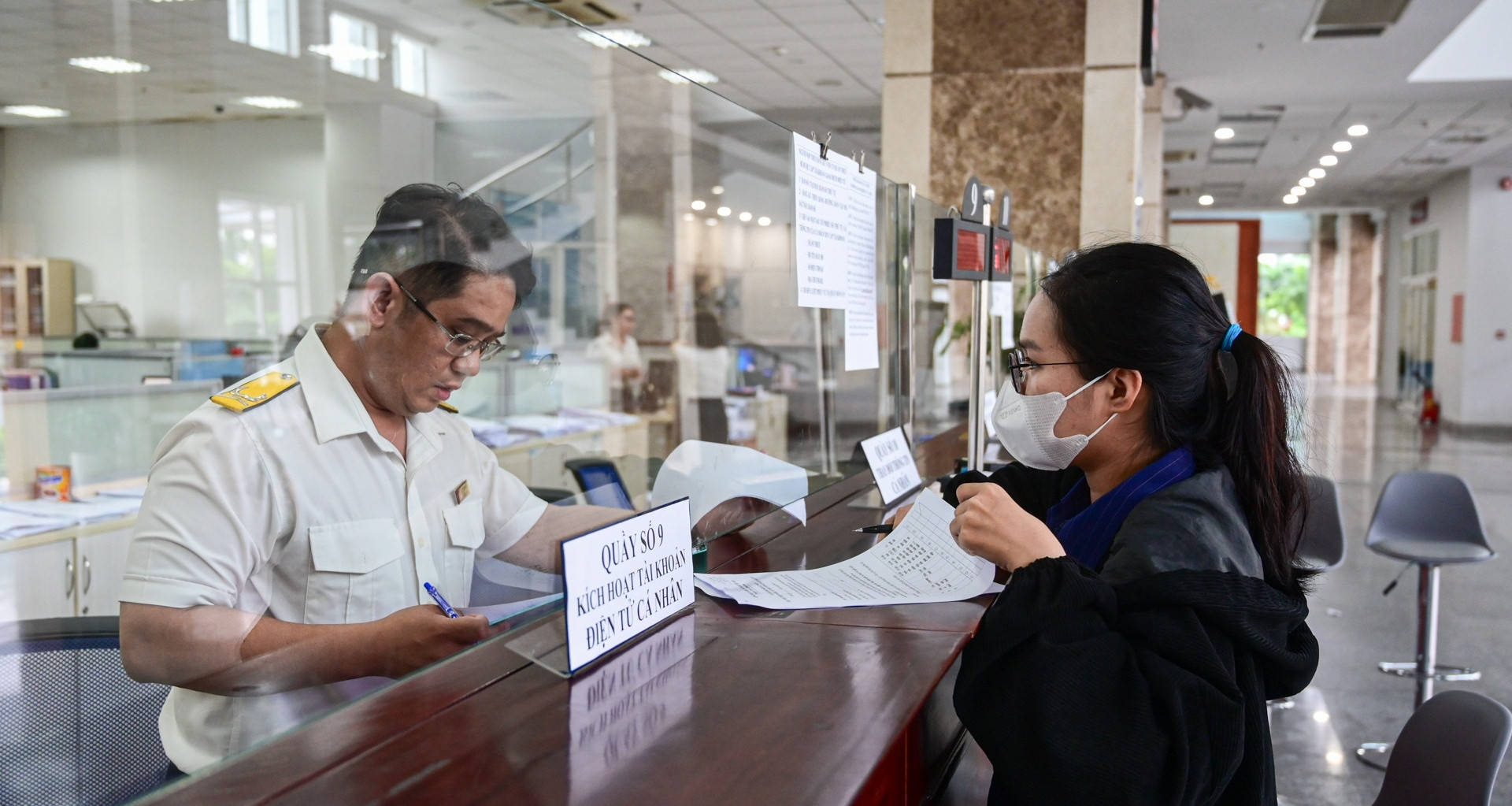 Quyết toán thuế mãi không xong, doanh nghiệp nó...