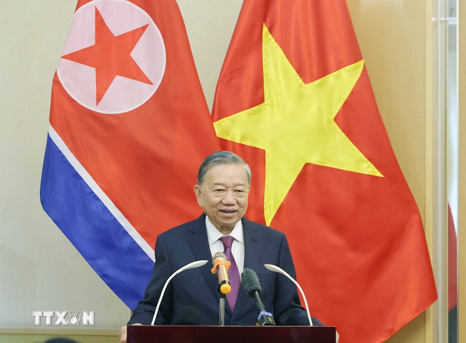 tong bi thu to lam tham dai su quan viet nam tai trieu tien 7.jpg