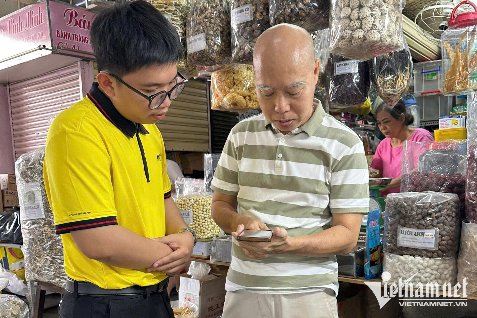 W-phan mem khai thue va ban hang 1.jpg