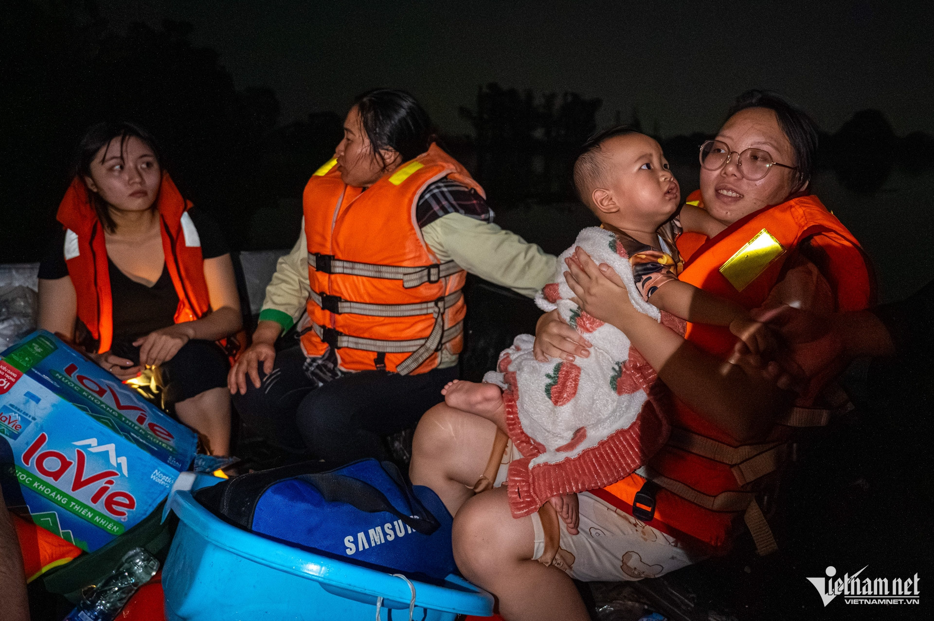 W-TRUNG GIA 1   TRAN DUC ANH 10.jpg