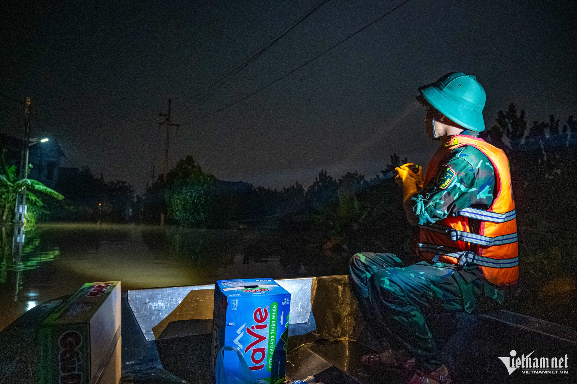 W-TRUNG GIA 1   TRAN DUC ANH 16.jpg