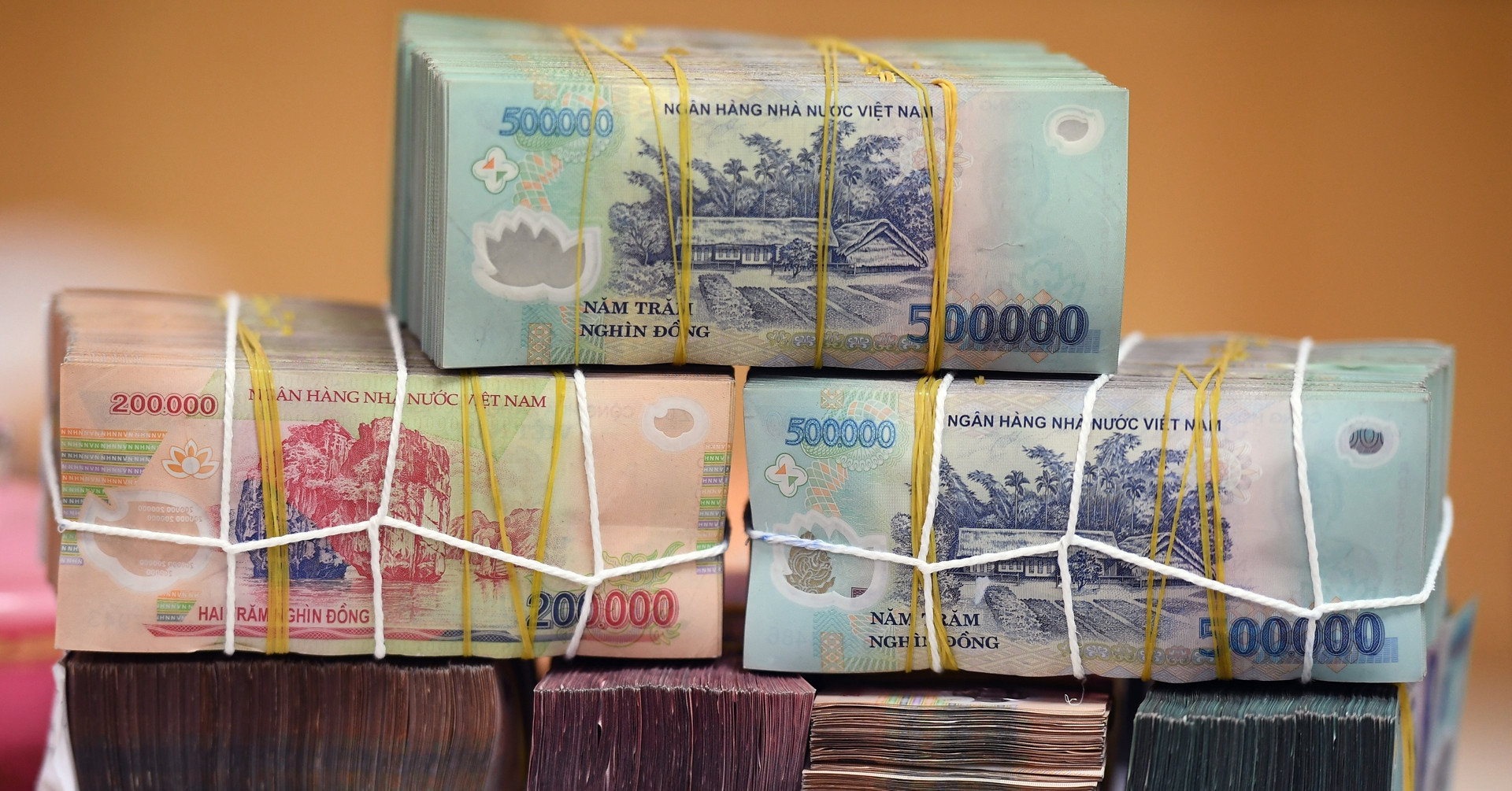 Bộ Tài chính xin gia hạn thời hạn chi trả chế đ...