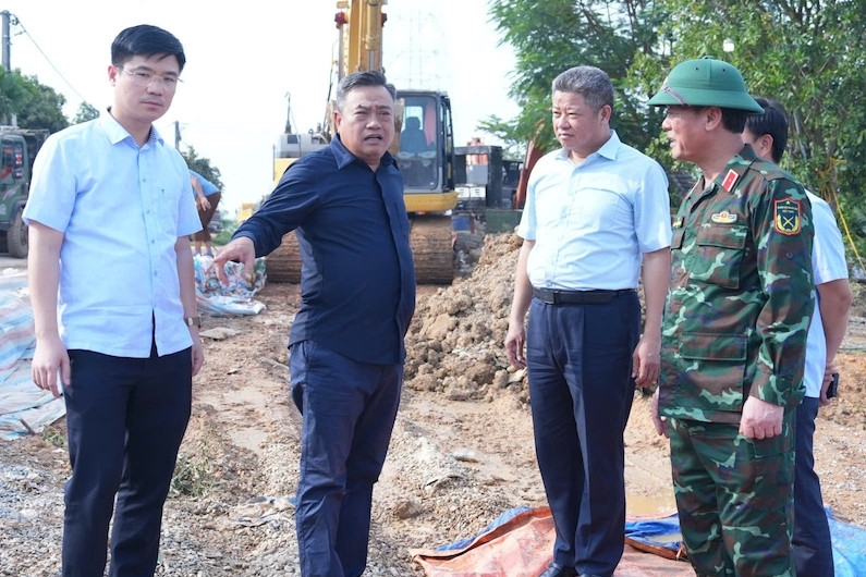 Chủ tịch Hà Nội: TP bị động từ khâu dự báo trong trận mưa ngập sau bão Bualoi