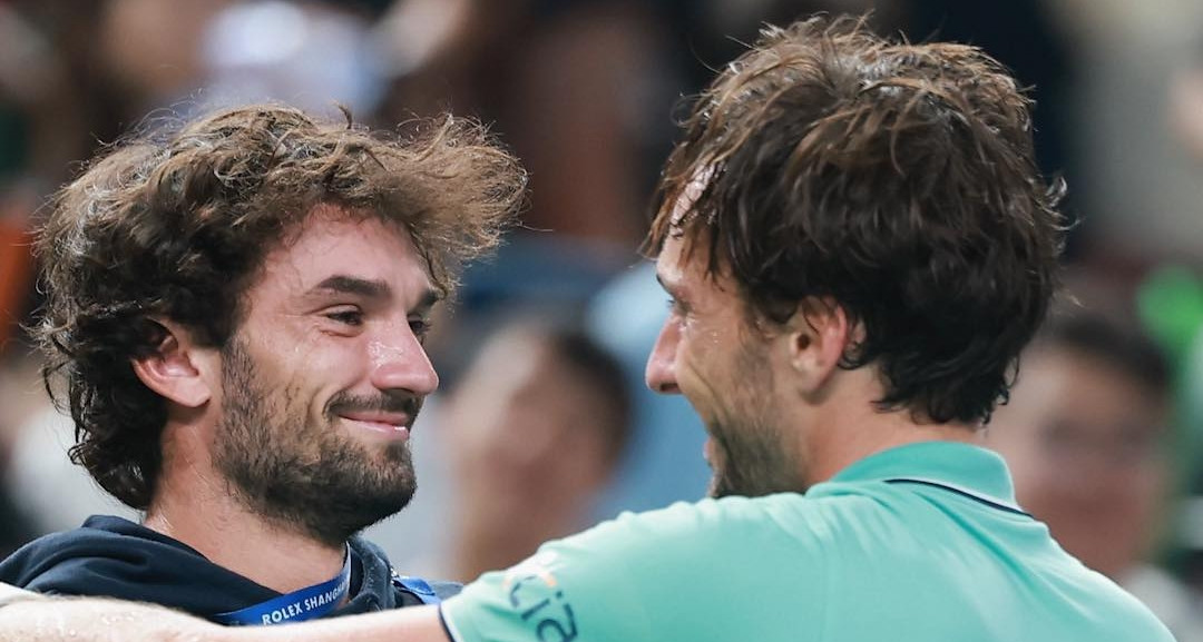 Chuyện cổ tích tại Thượng Hải Masters: 2 anh em họ chạm trán nhau ở chung kết