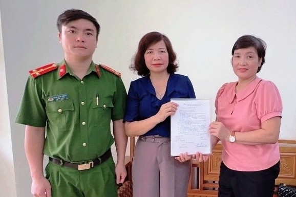 Cô giáo bất ngờ nhận hơn 20 tỷ chuyển nhầm: 'Tôi bàng hoàng, sợ bị lừa đảo'