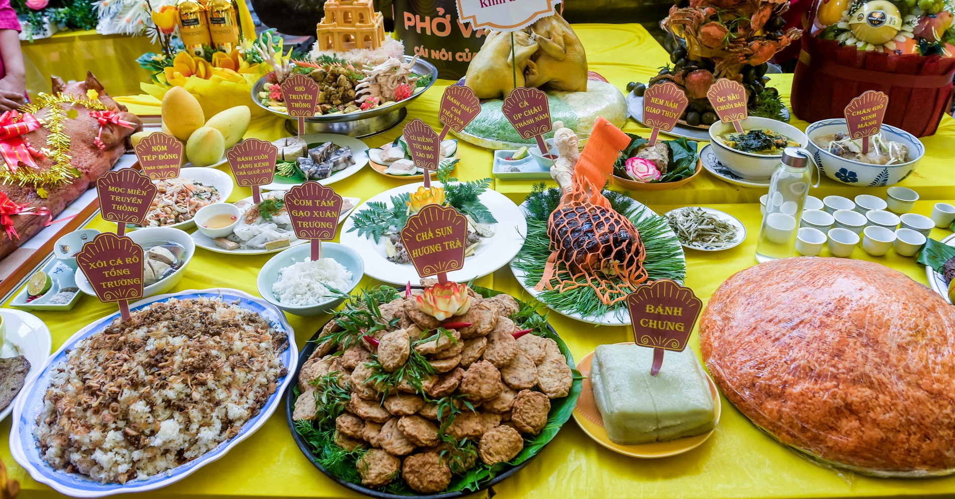 Điều đặc biệt trong mâm cỗ ‘cửu trùng’ tại lễ hội đền Trần ở Ninh Bình