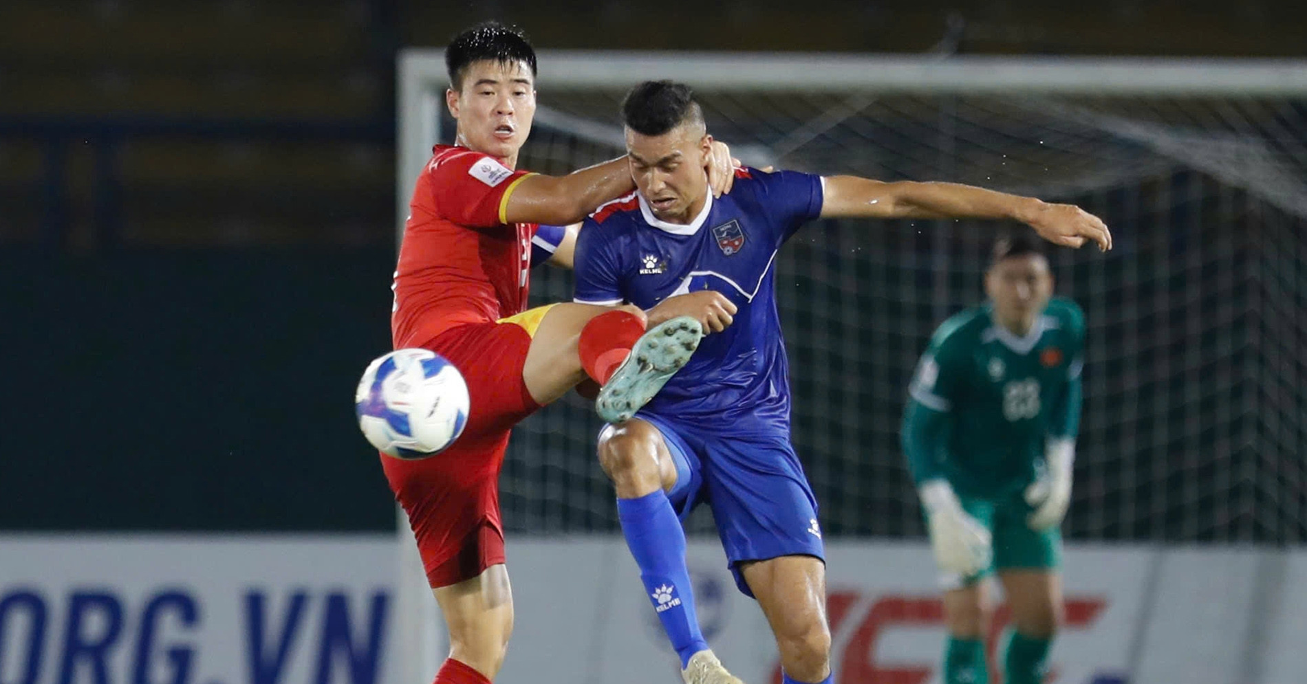 Tuyển Việt Nam tái đấu Nepal: HLV Kim Sang Sik tung chiêu mới