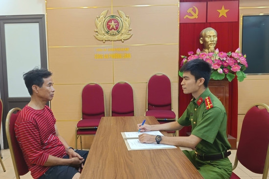 Bản tin chiều 12/10: Bắt người đàn ông hai lần đốt rác gây cháy lan