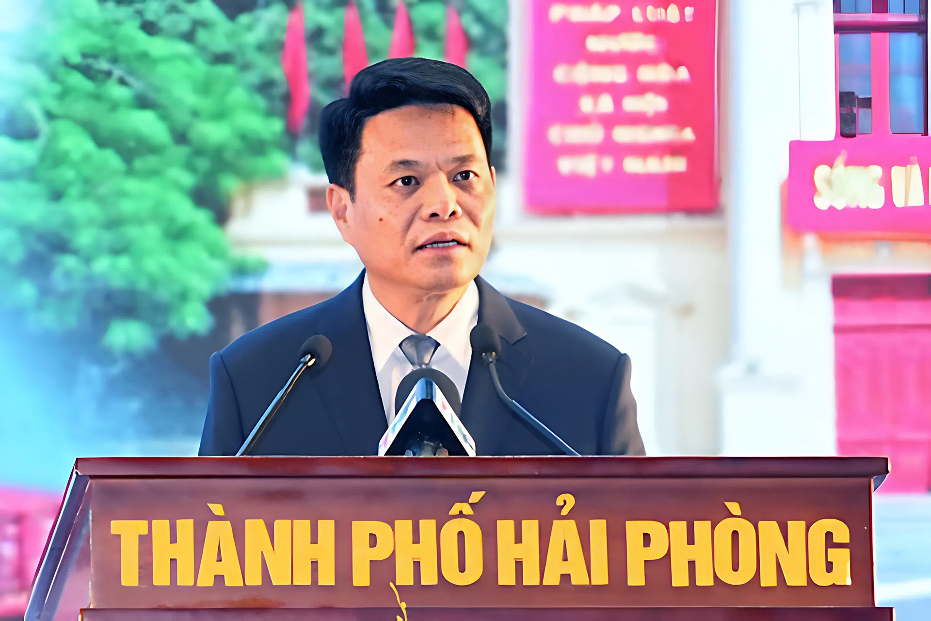 Chủ tịch Hải Phòng kêu gọi ủng hộ, sau 2 giờ có ngay 11,5 tỷ gửi người dân vùng lũ