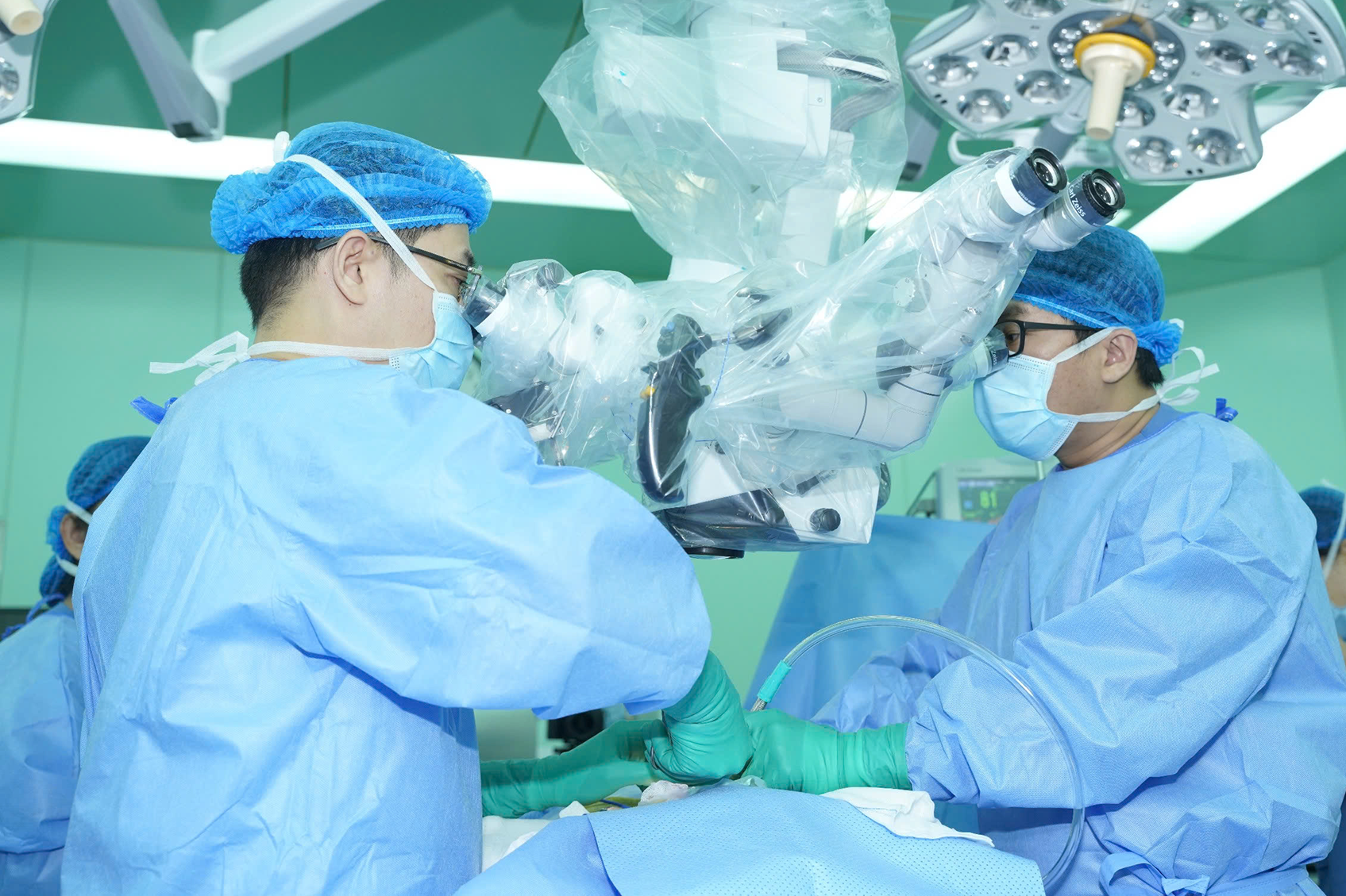 Chữa cho người bị động kinh 15 năm bằng kỹ thuật lần đầu áp dụng tại Việt Nam
