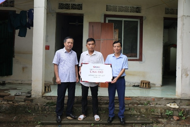 Danh sách bạn đọc và doanh nghiệp ủng hộ đồng bào vùng lũ Nghệ An