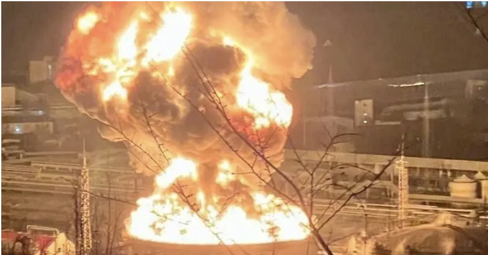 Mỹ giúp Ukraine tấn công cơ sở hạ tầng năng lượng của Nga