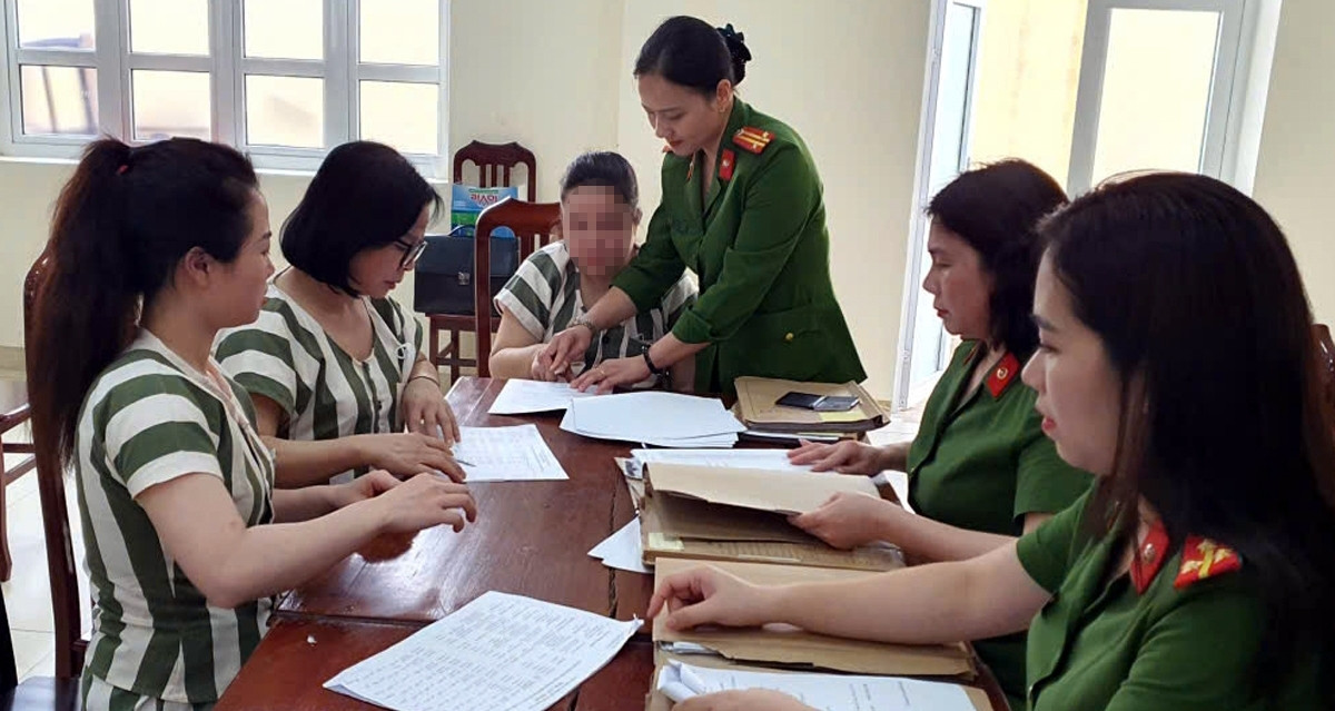 Quy trình miễn chấp hành án phạt tù, thực hiện ra sao, khi nào được áp dụng?