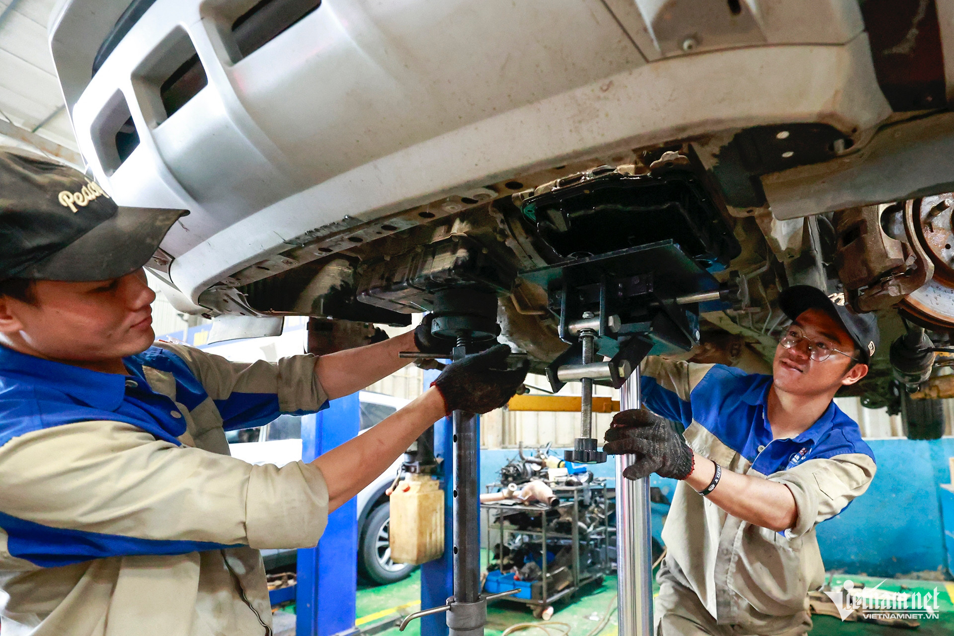 W-7 sửa chữa xe ngập .jpg